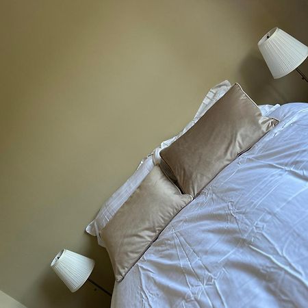 Belfast - Relax & Unwind In Our Skyline Retreat - 3 Bedroom Apartment With Parking Dış mekan fotoğraf