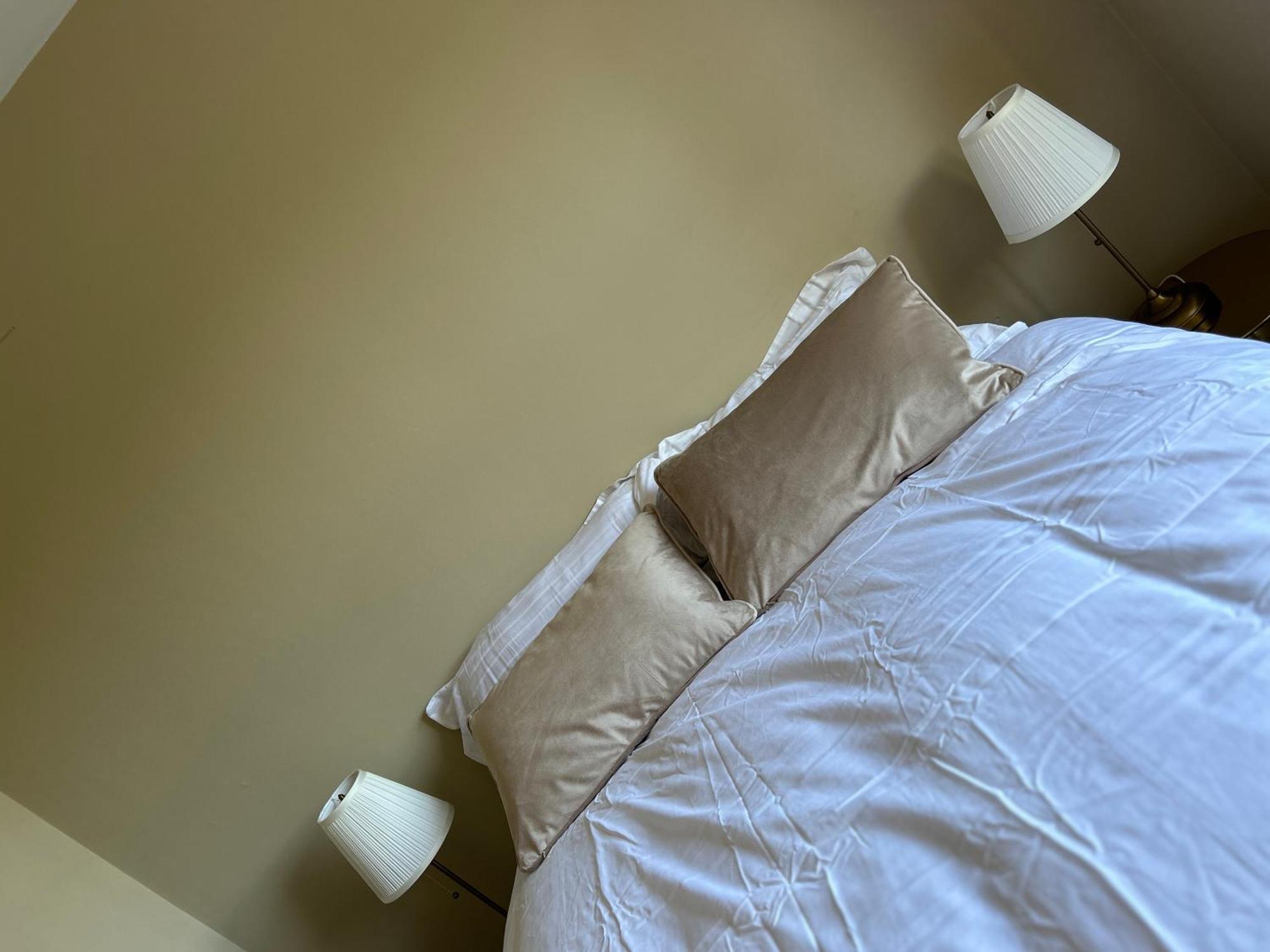Belfast - Relax & Unwind In Our Skyline Retreat - 3 Bedroom Apartment With Parking Dış mekan fotoğraf