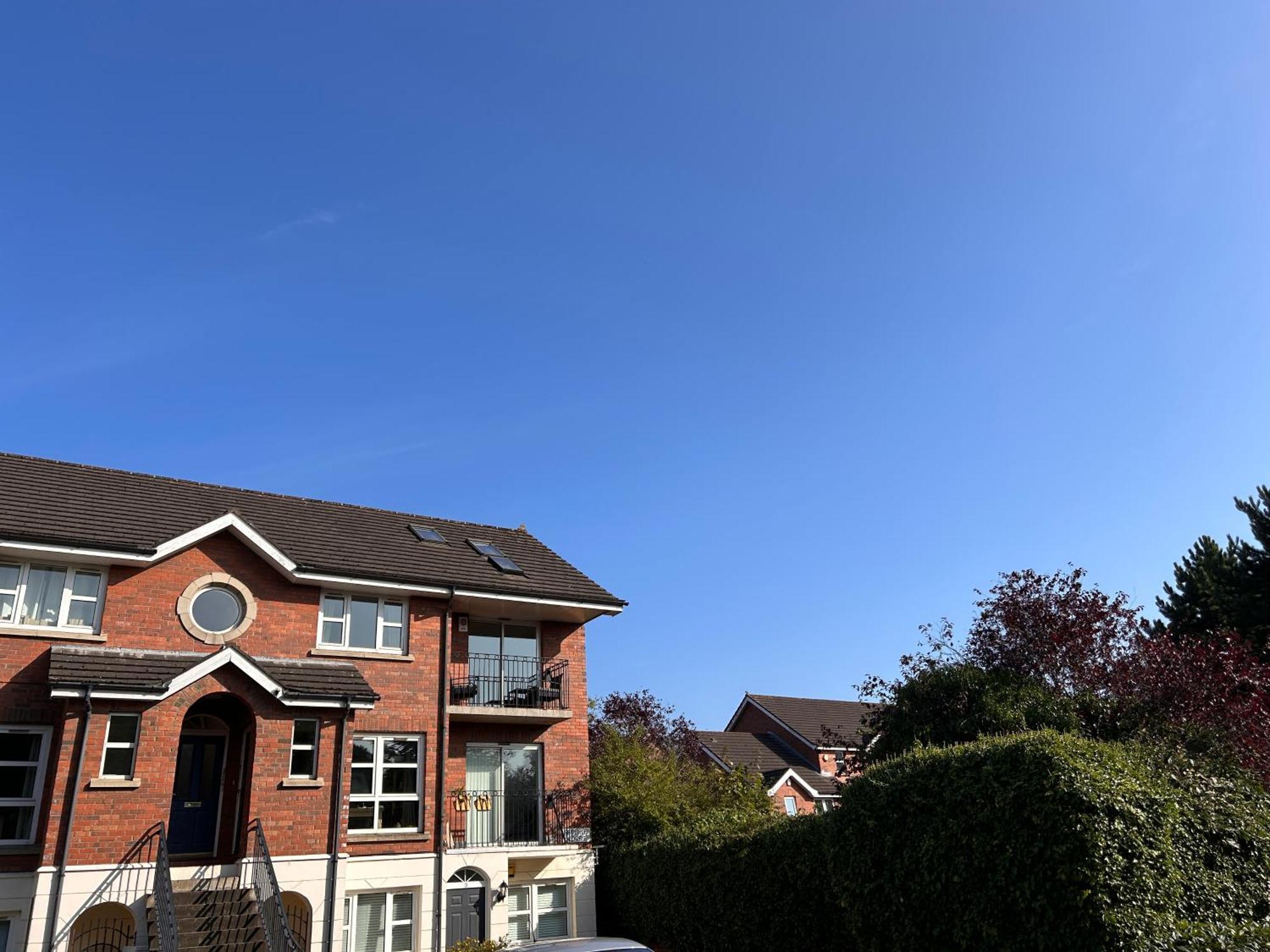 Belfast - Relax & Unwind In Our Skyline Retreat - 3 Bedroom Apartment With Parking Dış mekan fotoğraf